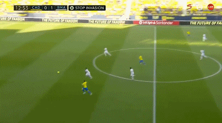 世体：亚马尔和巴萨都从未考虑过手术，始终选择保守治疗（世体：亚马尔与巴萨未将手术纳入选项，一直坚持保守治疗）