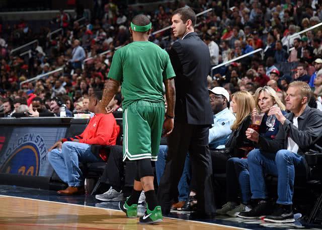 库明加遭科尔弃用 交易限制截止日将至 他的未来在何方？（库明加被科尔边缘化，交易限制期逼近，他将何去何从？）