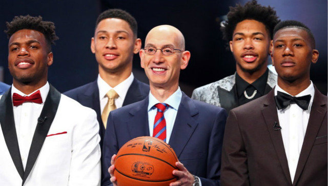 摆大巴击败费耶诺德，阿贾克斯主帅：我很卑鄙（摆大巴制胜费耶诺德，阿贾克斯主帅自嘲：确实有些不光彩）