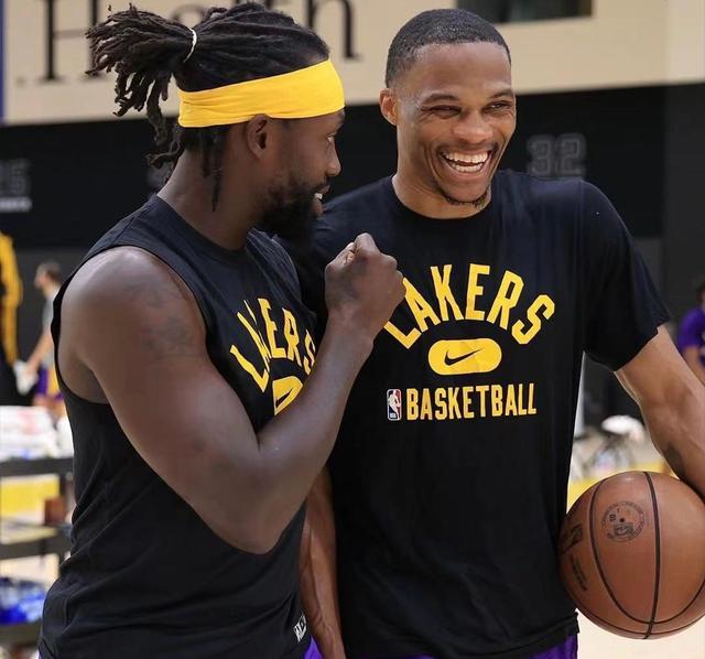 于根伟：若不是系统问题，收官战主场球票可能五六分钟就售罄（于根伟：若无系统故障，收官战主场门票或五六分钟售罄）