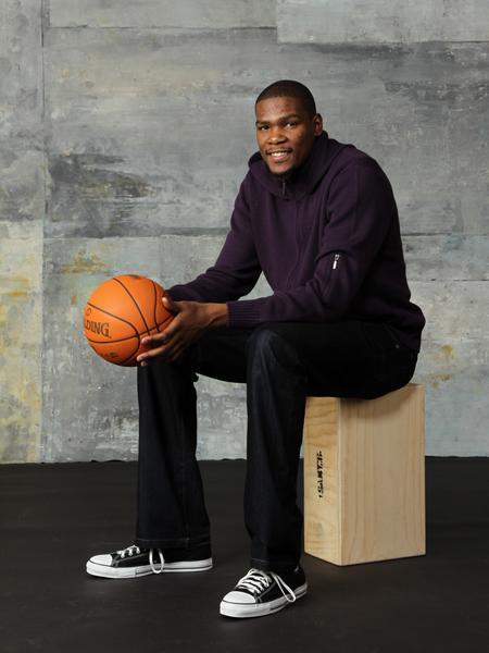 意天空：国米前锋博尼身患流感，将缺席对阵比萨的比赛（意天空：国米前锋博尼因流感无缘对阵比萨）