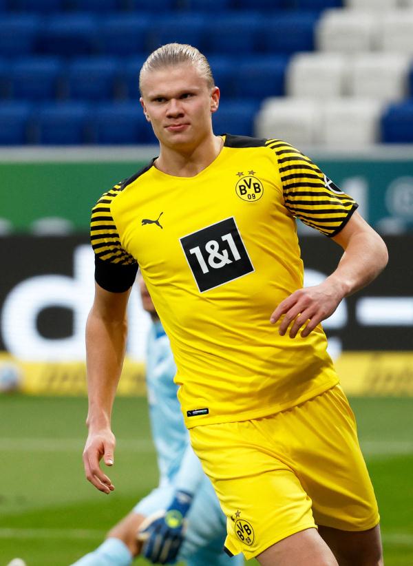 国际米兰替补席贡献巨大（国际米兰板凳深度显威）