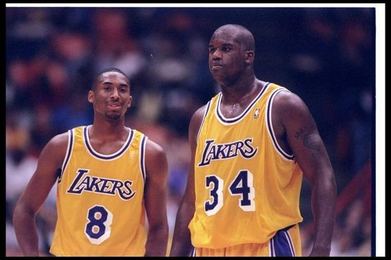 型男四连拍！📷（镜头连发四张，型男出镜！📷）