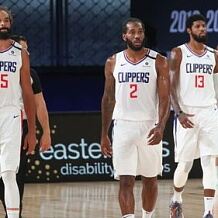 世体：巴萨希望今天收到市政府消息，在对毕包时回归诺坎普（世体：巴萨盼今日获市府回复，力争对阵毕包时重返诺坎普）