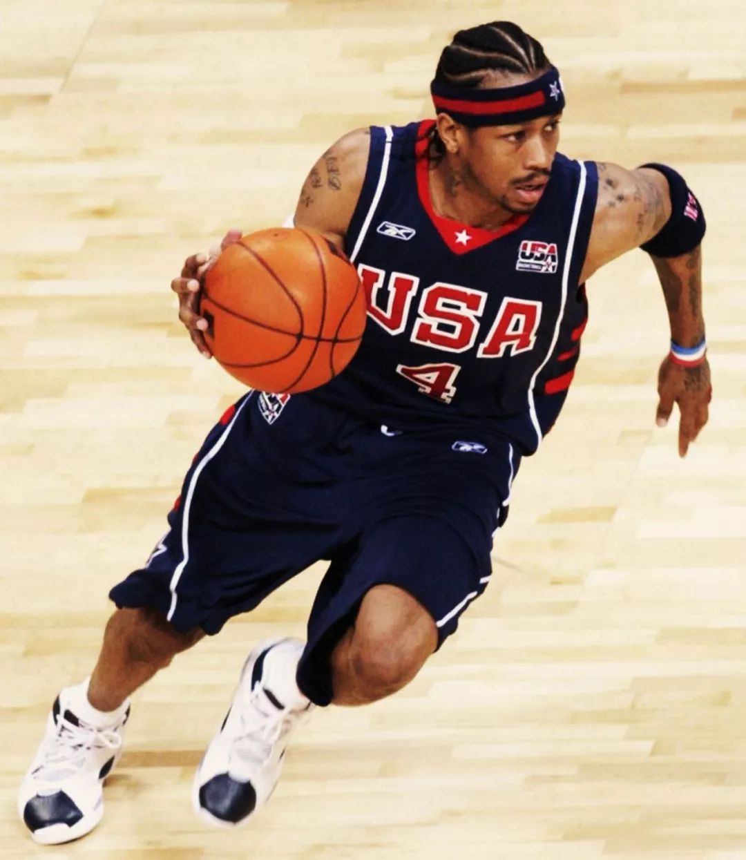 HLTV消息：丹麦传奇狙击手dev1ce将加盟100T（据HLTV报道：丹麦传奇狙击手dev1ce将加盟100T）