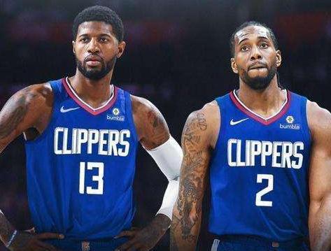 国乒的二王一马时代，王励勤与马琳的精彩对决瞬间，看得真是太过瘾了！（国乒二王一马巅峰期：王励勤与马琳的高能名场面，真叫人看得过瘾！）