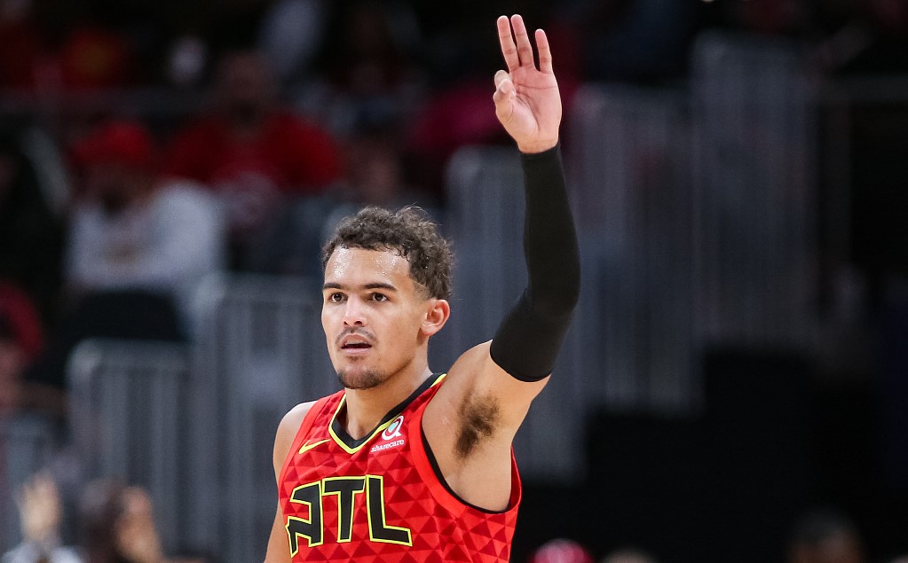 张镇麟：现在网上说什么我都没压力，球队赢球给自己打及格分（张镇麟：不受网络言论影响，球队获胜我给自己及格分）