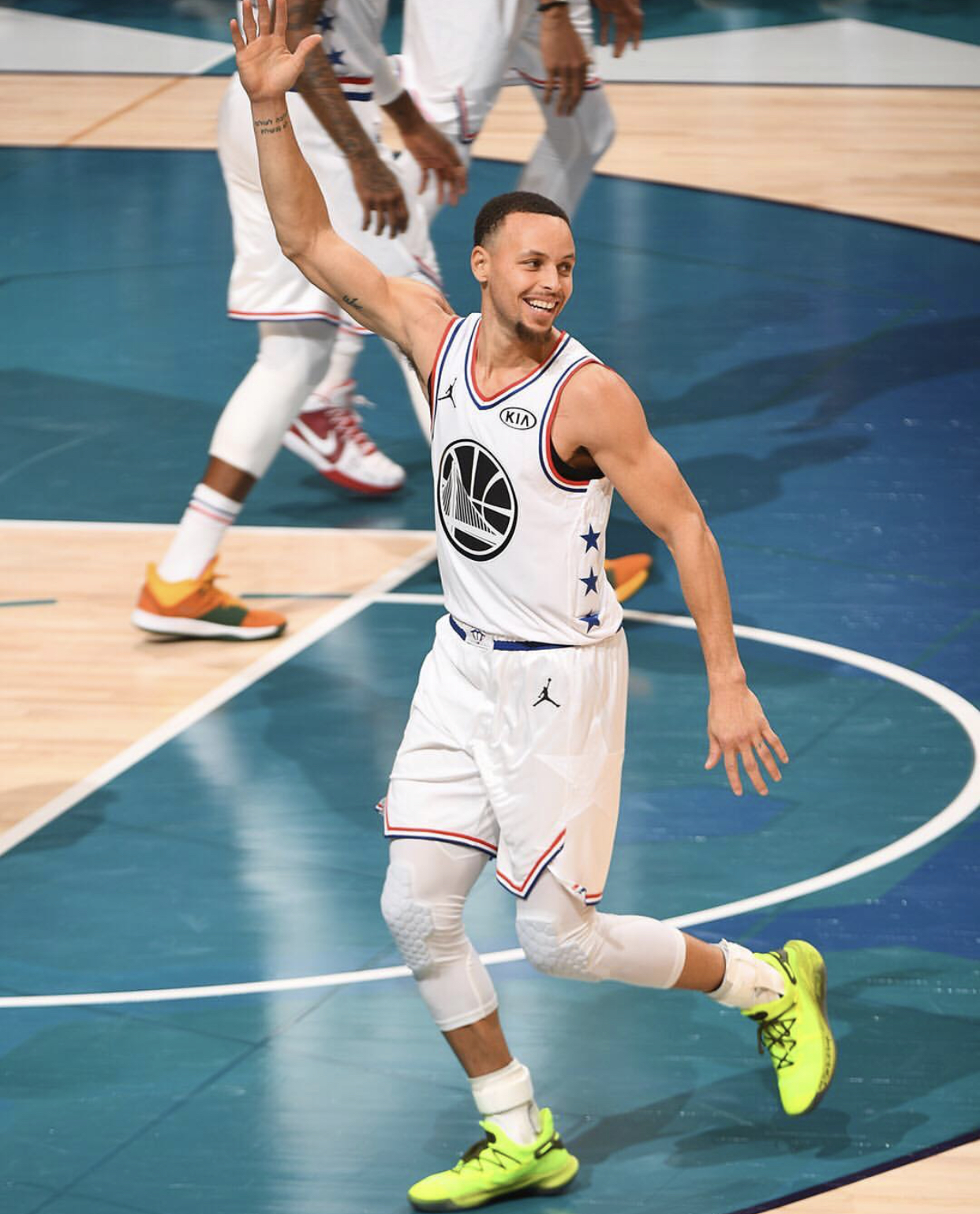 替补球员上场即完成制胜球（替补登场瞬间打入制胜球）