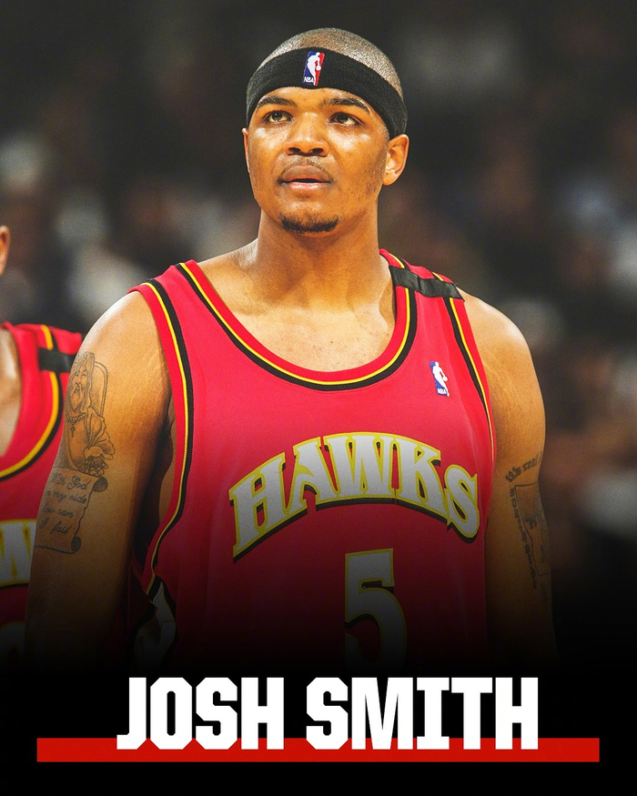 差了一点点！克莱绝杀抛投涮筐而出 独行侠和活塞进入加时（遗憾一丝之差！克莱压哨抛投未中，独行侠与活塞战至加时）