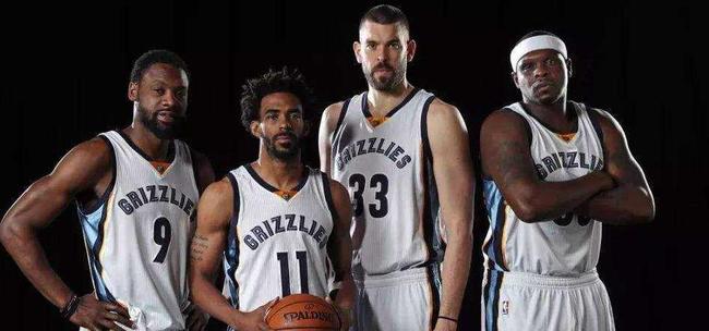 索尔斯克亚：02年欧冠半决赛我错失绝佳机会，基恩见我就提它（索尔斯克亚回忆：2002欧冠半决赛我浪费绝佳机会，基恩每次见面都要提起）