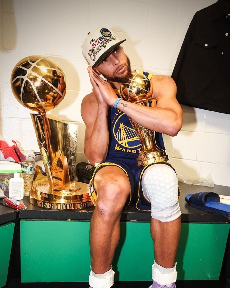 打入一球，费尔明当选巴萨回归诺坎普首战全场最佳球员（费尔明破门，荣膺巴萨重返诺坎普首战全场最佳）